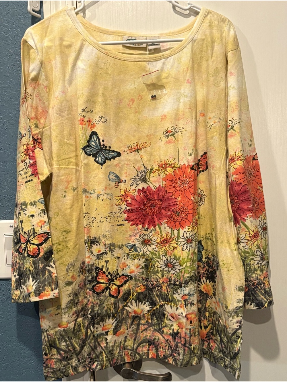 Collections partial tags (button in pack) NEW Floral & Butterfly long  Sleeve